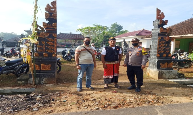 https://polreslampungtimur.com/upload/berita/2eab0f8325a0abdaaaecb9eb03d07fd9.jpg